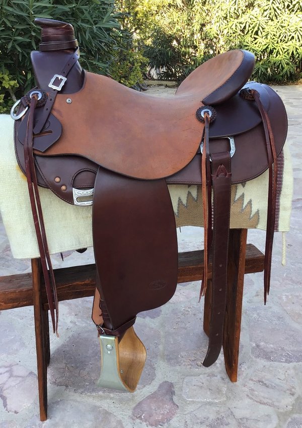 Triple Horn Buckaroo Saddle - SALE -